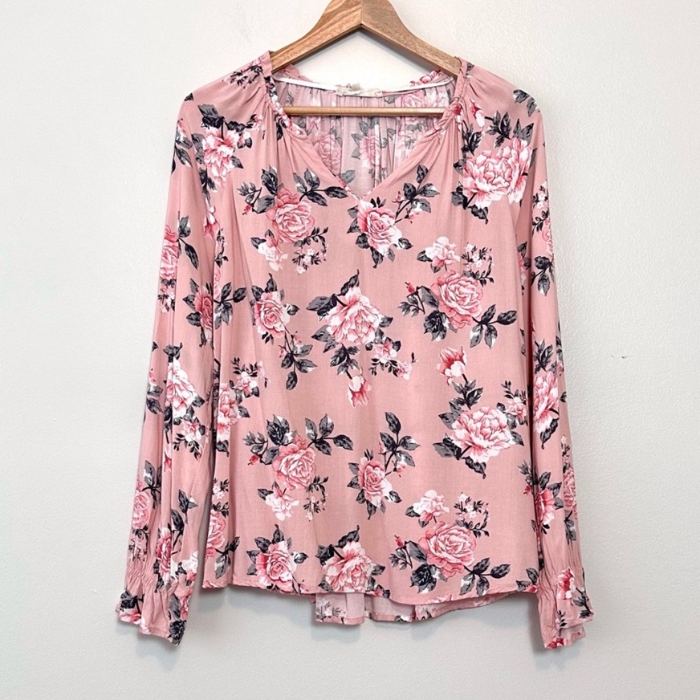 NWOT C&C California Floral Print Pink Long Sleeve Blouse